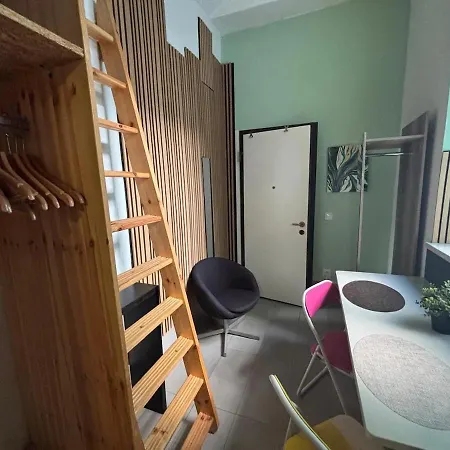 Tiny Loft Vysehrad 아파트